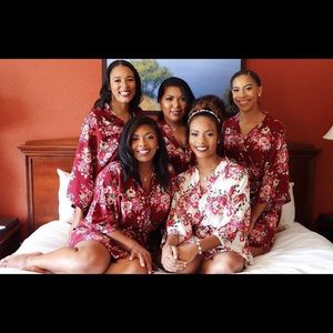 Set of 4 Burgundy Floral Bridesmaid Robes